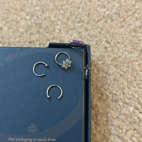 14 Piece L Shape & Hoop Nose Ring Bundle 18g - Picture 3 of 9